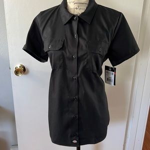 NWT: Women’s Dickies Button Up Flex Short Sleeve work shirt ~ Size L